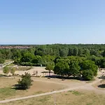Sea Waves With Park View By Renters * Γκντανσκ