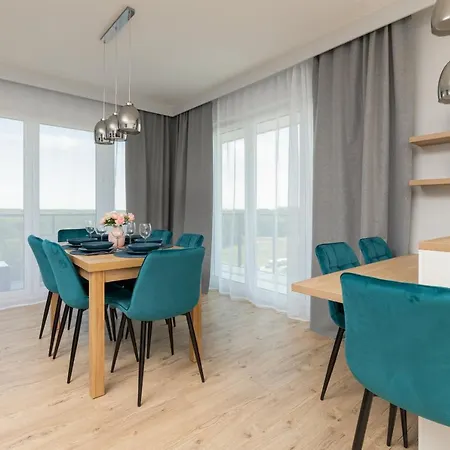 Apartment Sea Waves With Park View By Renters