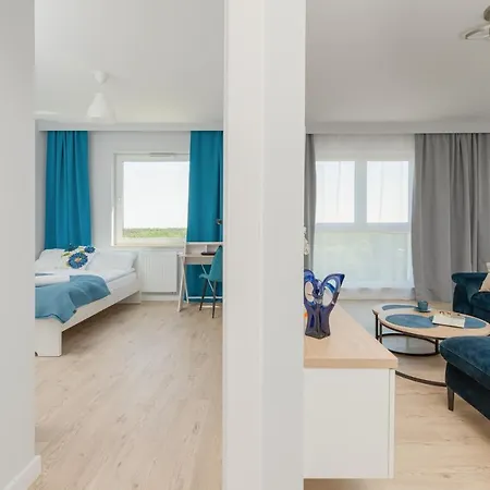 Apartment Sea Waves With Park View By Renters *