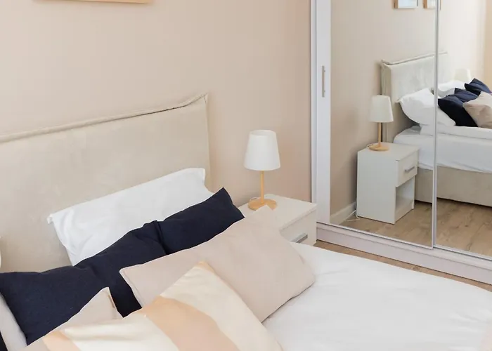 Apartamento Sea Waves With Park View By Renters