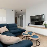Sea Waves With Park View By Renters * Gdańsk