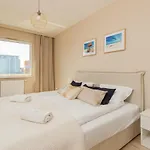 Sea Waves With Park View By Renters Apartman *