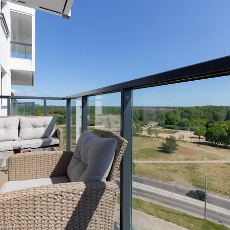 Sea Waves With Park View By Renters Apartman Gdańsk
